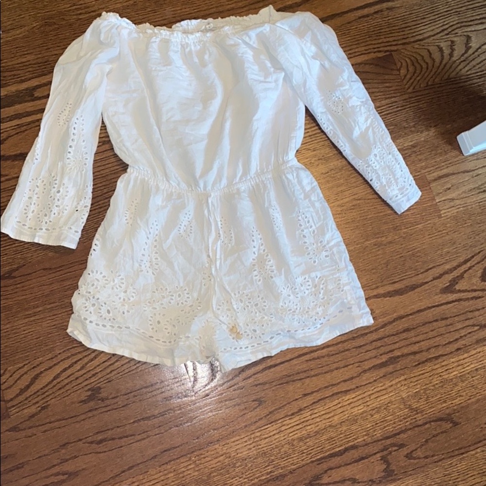 Adorable White Romper in Perfect Condition